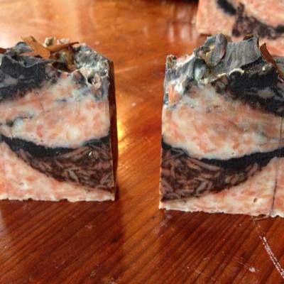 Cinnamon chip swirl soap
