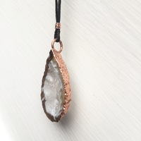 AGATE GEODE SLICE #2 NECKLACE - Thumbnail 1