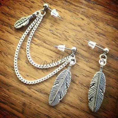 Feather leaf double piercing earrings 