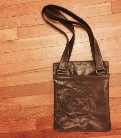 Leather shoulder bag