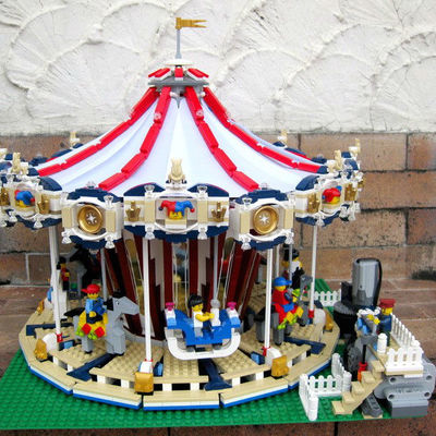 Grand carousel modular building block toy citybuilder creator set with box 