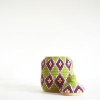  SOLD SOLD SOLD Berber Basket Handwoven Vintage Moroccan Berber Wool Lidded Basket  - Thumbnail 3
