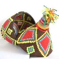  SOLD SOLD SOLD Berber Basket With Pom Pom Handwoven Vintage Moroccan Berber Wool Lidded Basket  - Thumbnail 4