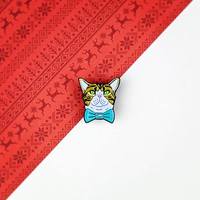 Elfie the Squishy Face Cat Pin - Thumbnail 1