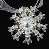 Snowflake Winterland Pendant - Thumbnail 3