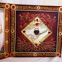 Fairytale Apple (2) - triple panel  - Thumbnail 3