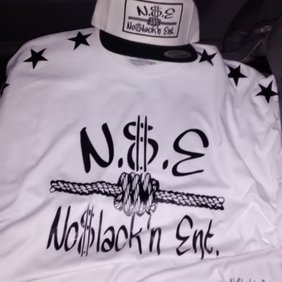N$e no$lacknent. (white&black) business shirt 