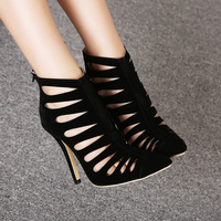 Socialite Favorites Hollow Out Pointed Black Sandals - Thumbnail 1