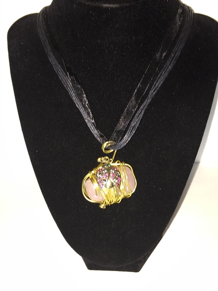Gold Rose Quartz Ribbon Necklace