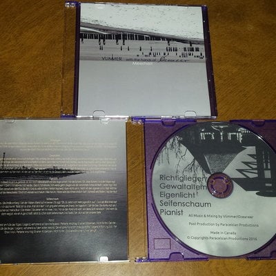 Meerheit vlimmer with the hands of oceaneer 