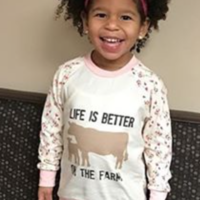 Girls -  Life is Better On the Farm Raglan - Thumbnail 1