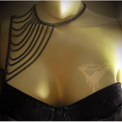 "cold shoulder" warrior princess