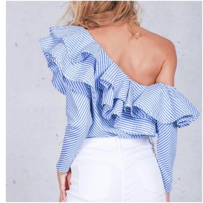 Ruffle cold shoulder