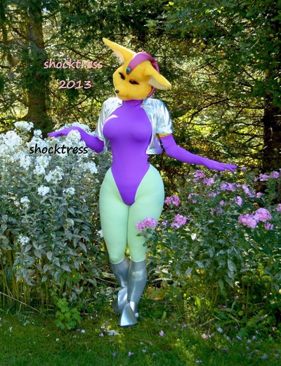  Fara 8x10: Fennec Flox