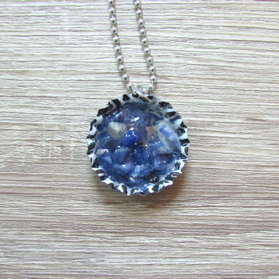 Blue agate & resin necklace