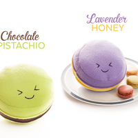 Plush Desserts: Mischievous Macaron - Thumbnail 1