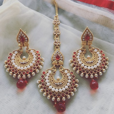 Jaal tikka and earring set (deep red)
