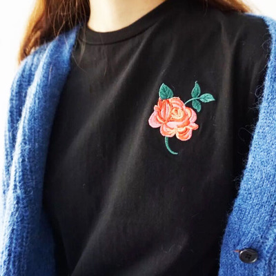 Rose tee in black 2.0 version - Thumbnail 4