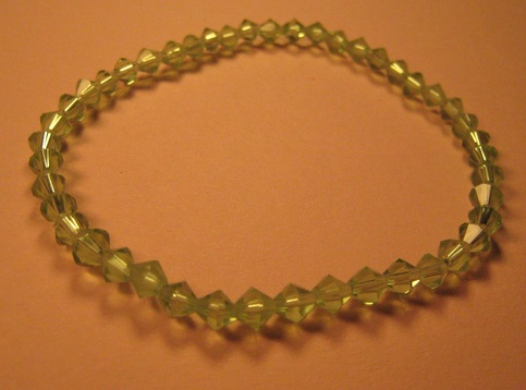 Stretchy Green Glass Crystal Bracelet