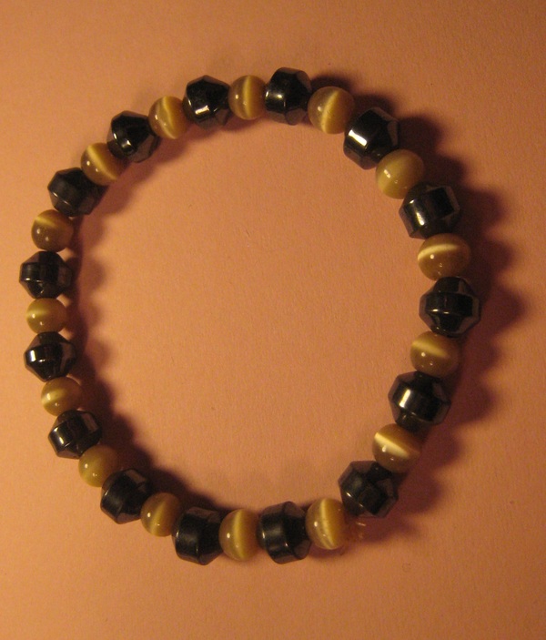 Tan Cat's Eye & Hemalyke Bracelet