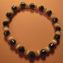 Peach Cat's Eye & Hemalyke Bracelet