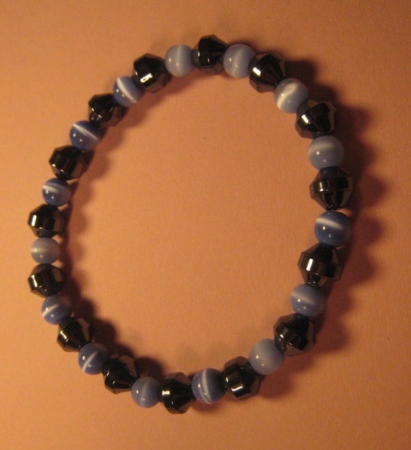 Dk Blue Cat's Eye & Hemalyke Bracelet