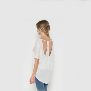 Layered Back T-Shirt (2 Colors) - Thumbnail 3