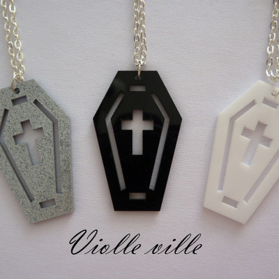 Cool grave necklace