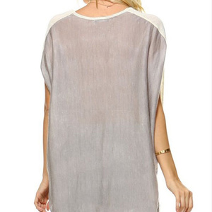 Colorblock V Neck Tunic With Contrast Pocket - Thumbnail 2