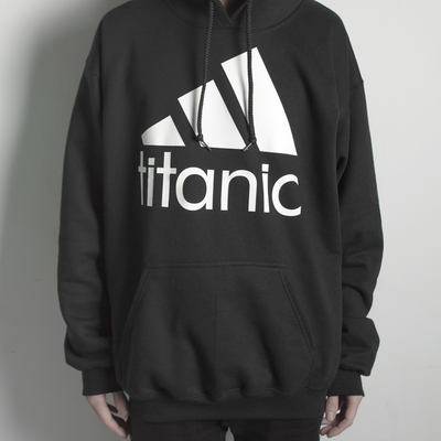 Titanic hoodie black