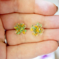 Real Dried Flowers and Resin Clover Stud Earrings in Yellow and Green - Thumbnail 1