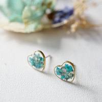 Real Dried Flowers and Resin Heart Stud Earrings in Mint and Teal Green Mix - Thumbnail 3