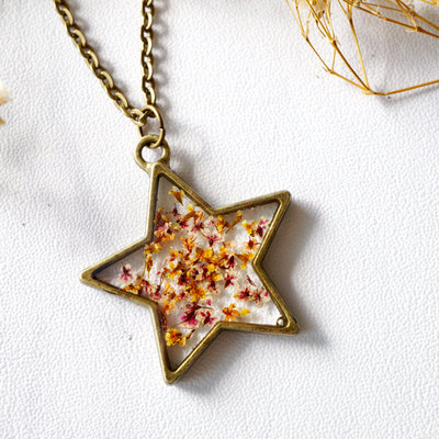 Real pressed flower and resin star necklace in pink orange mix
