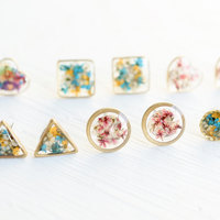 Real Pressed Flower and Resin Stud Earrings in Blues, Yellows, and White mix - Thumbnail 2