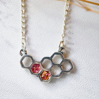 Real Dried Flowers in Honeycomb Resin Necklace in Magenta Mix - Thumbnail 3