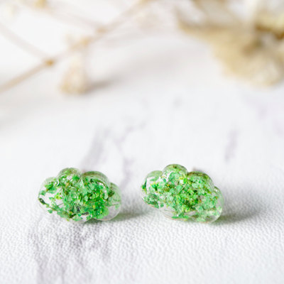 Real dried flowers and resin cloud stud earrings in green