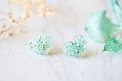 Real Dried Flowers and Resin Heart Stud Earrings in Mint Green