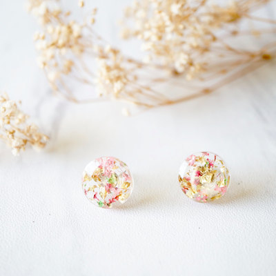 Real dried flowers and resin circle stud earrings in pink green gold flakes