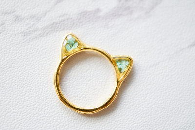 Real Pressed Flower and Resin Cat Ring in Baby Blues