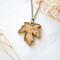 Real Pressed Flower and Resin Necklace Maple Leaf in Orange and White - Thumbnail 2