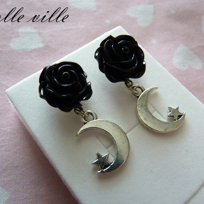 Rose and moon earrings