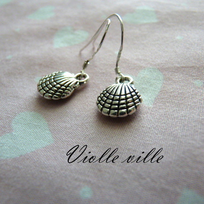 Seashell earrings