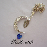 Moon and wings necklace - Thumbnail 2