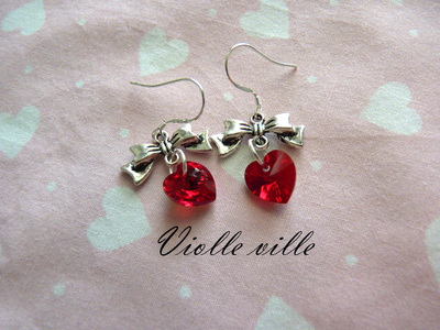 Heart and bow earrings