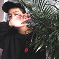 EMBROIDERED ROSE SWEATSHIRT BLACK - Thumbnail 2