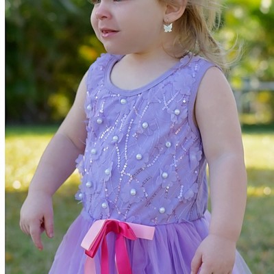 Lavander tulle dress with flower details