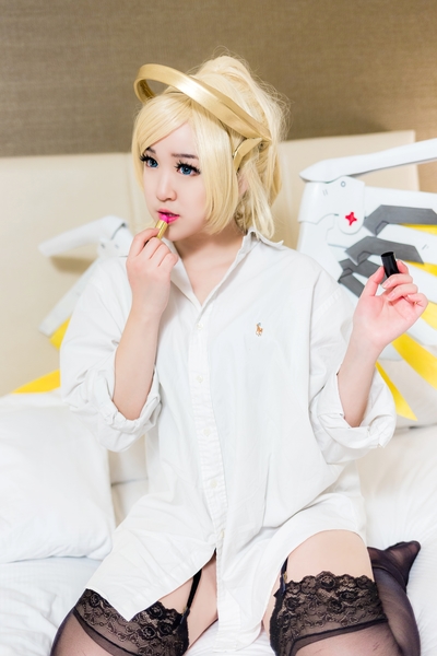 Lipstick Kiss Mercy <3