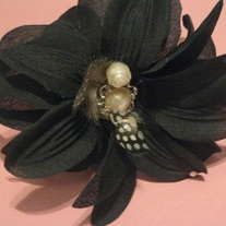 Black Flower & Pearl Headband