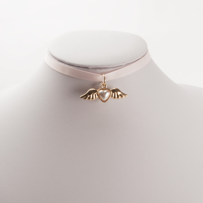 Fly heart choker pink