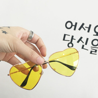 Free Shipping-VAPORWAVE HEART SUNGLASSES - Thumbnail 4